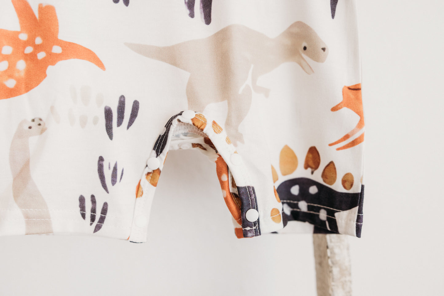 Short-Sleeve Dinosaur Print Romper White Multi