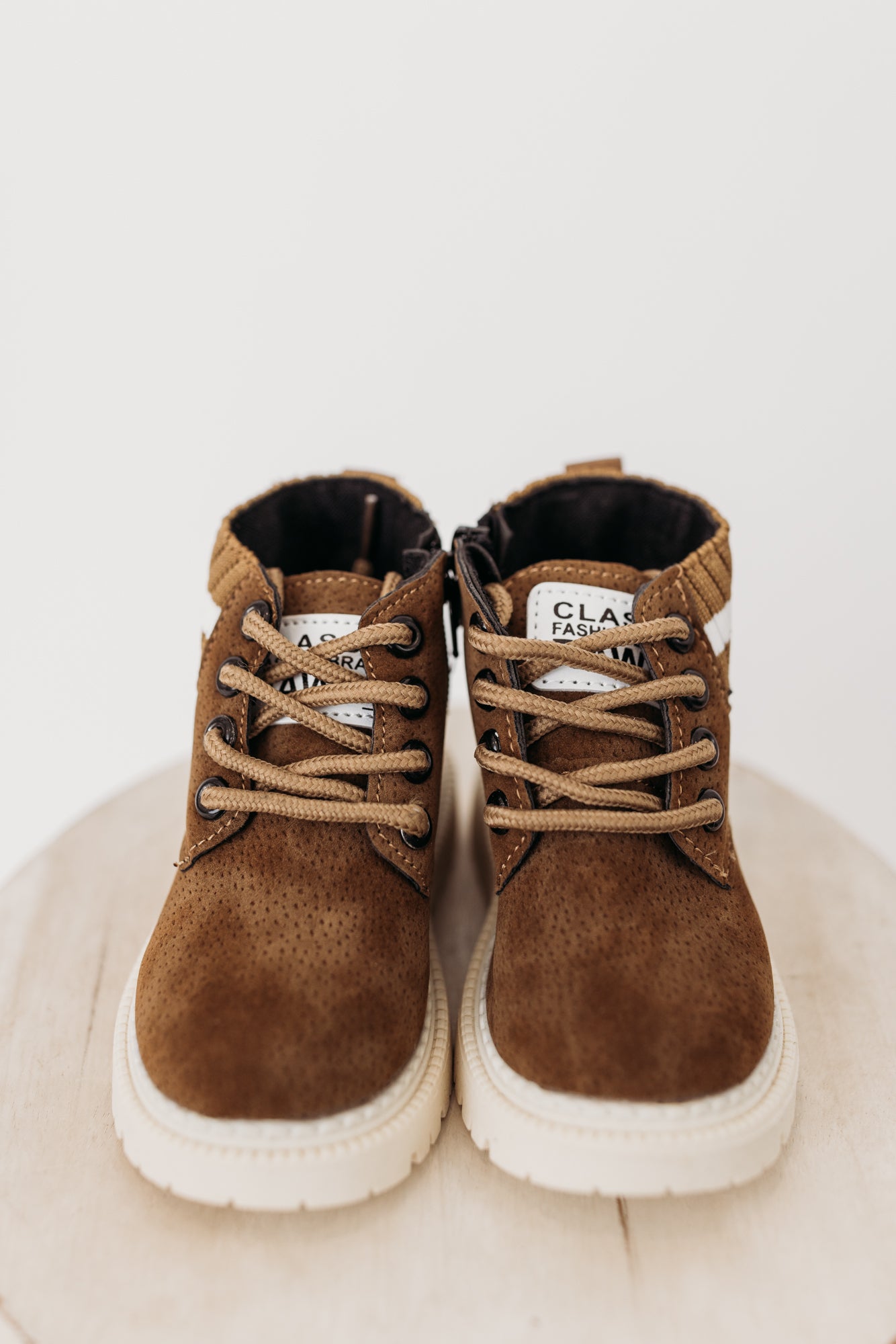 Lace Up Chelsea Boots Stripe Detail | Walnut