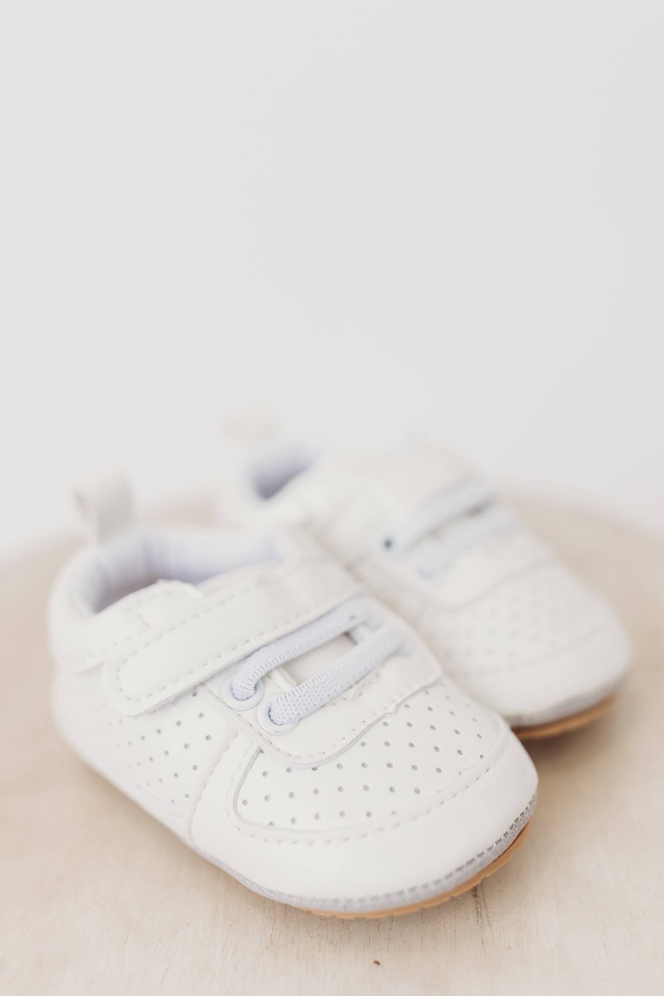 Ivory Mesh Sneakers Baby / Toddler
