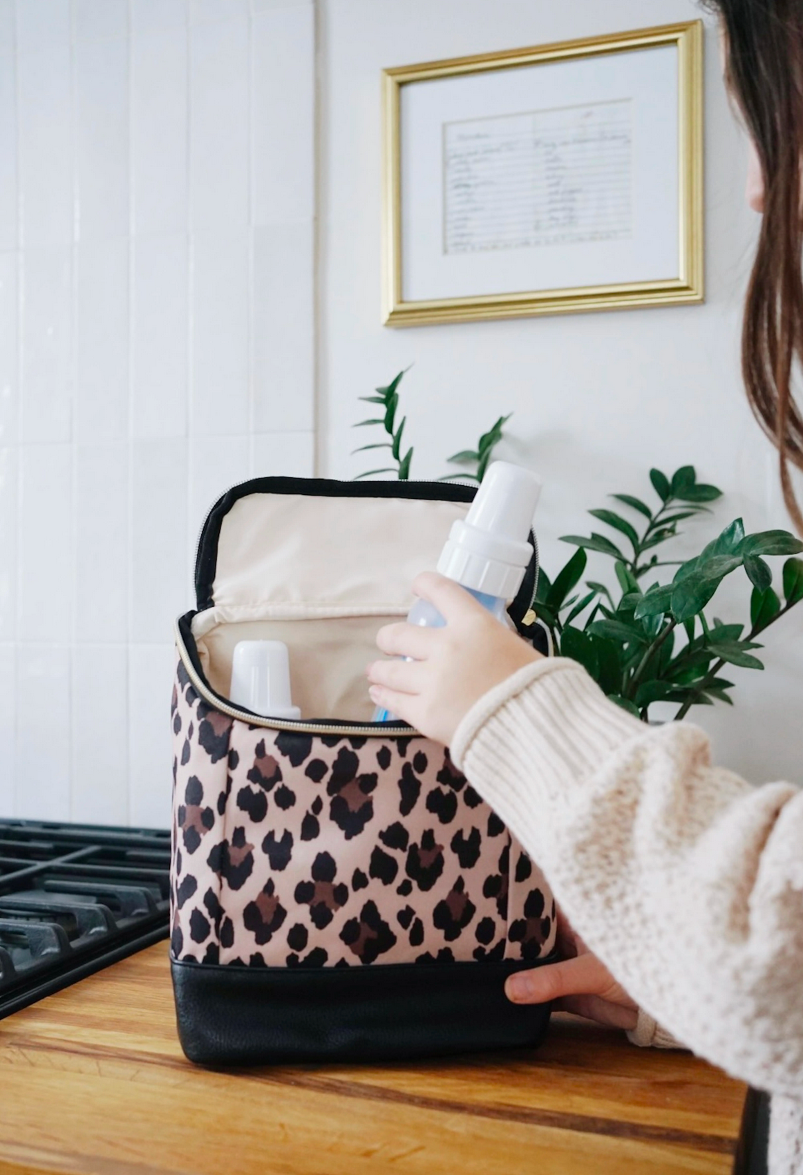 Leopard Chill Like A Boss-Bottle Bag™