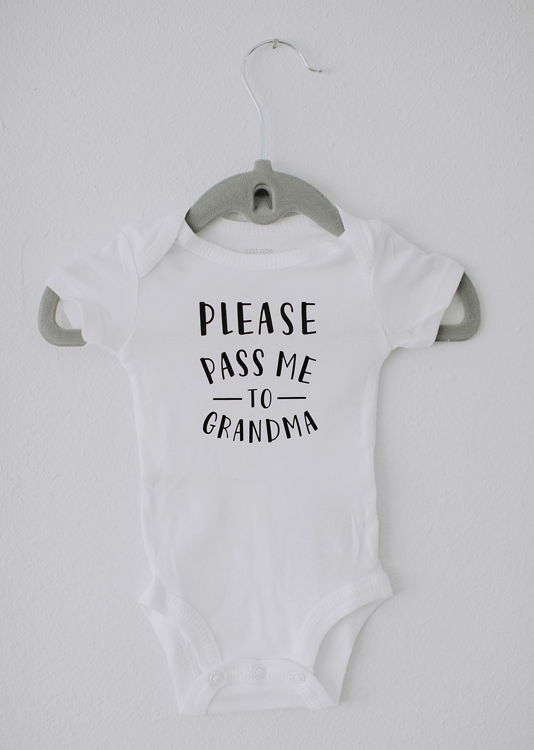 Please Pass Me To Grandma Short Sleeve Bodysuit
