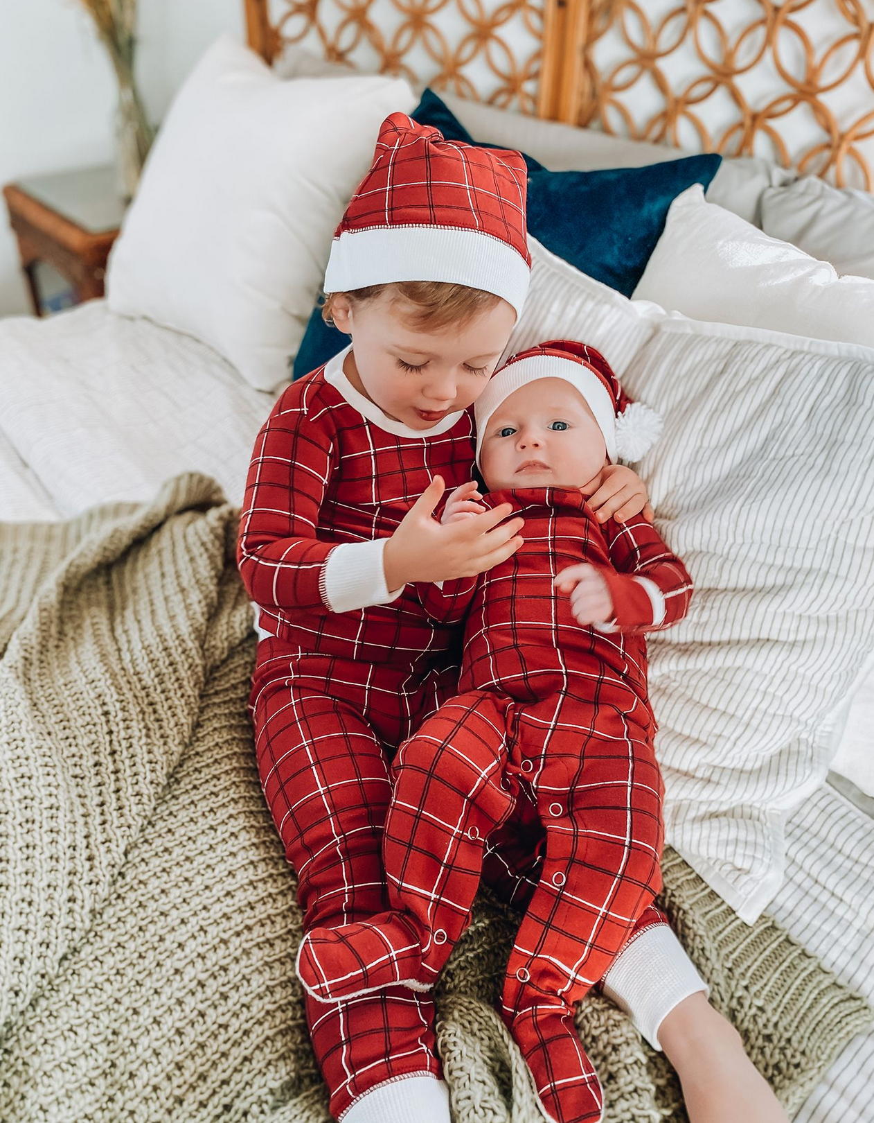 Organic Holiday Kids' PJ & Cap Set in Santa Baby