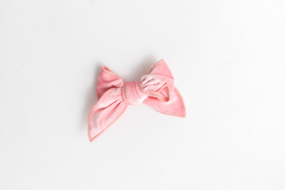 Edged Velvet Bow | Pink